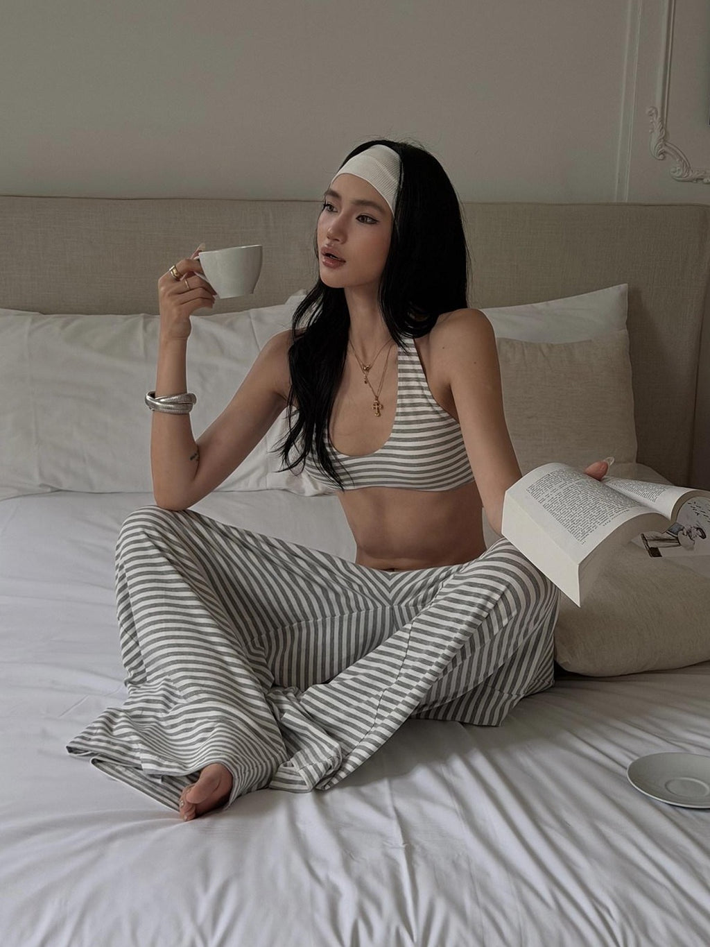 rovente Gray White Striped Low Rise Straight Relaxed Women's Wide-leg Pants