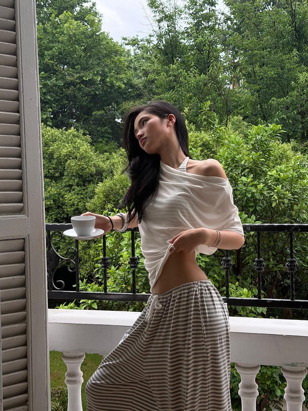rovente Gray White Striped Low Rise Straight Relaxed Women's Wide-leg Pants