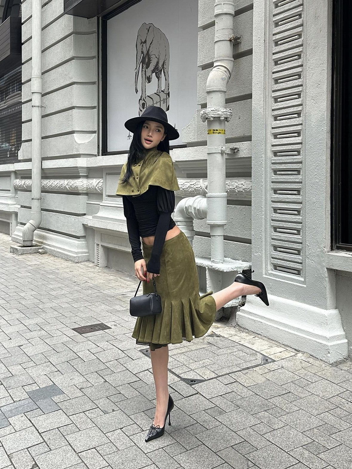 rovente Green Asymmetric Cape High Neck Fishtail Slim Women's Matching Skirt Sets