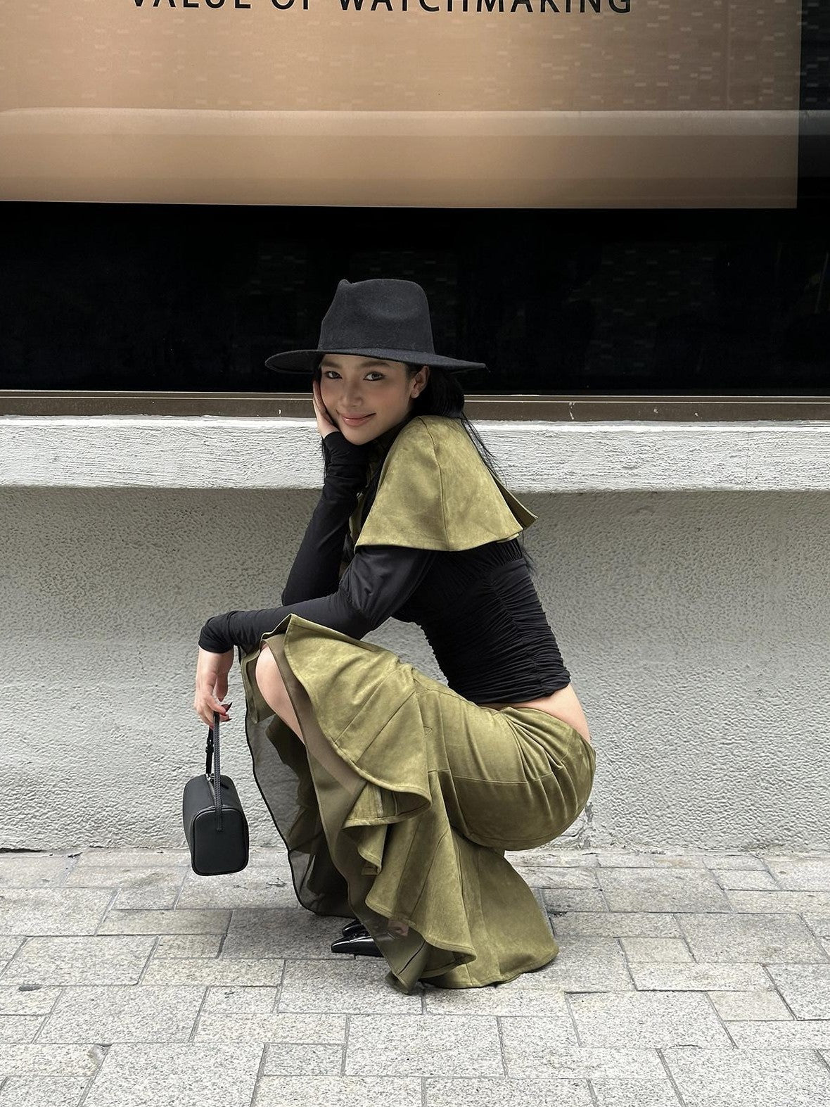 rovente Green Asymmetric Cape High Neck Fishtail Slim Women's Matching Skirt Sets