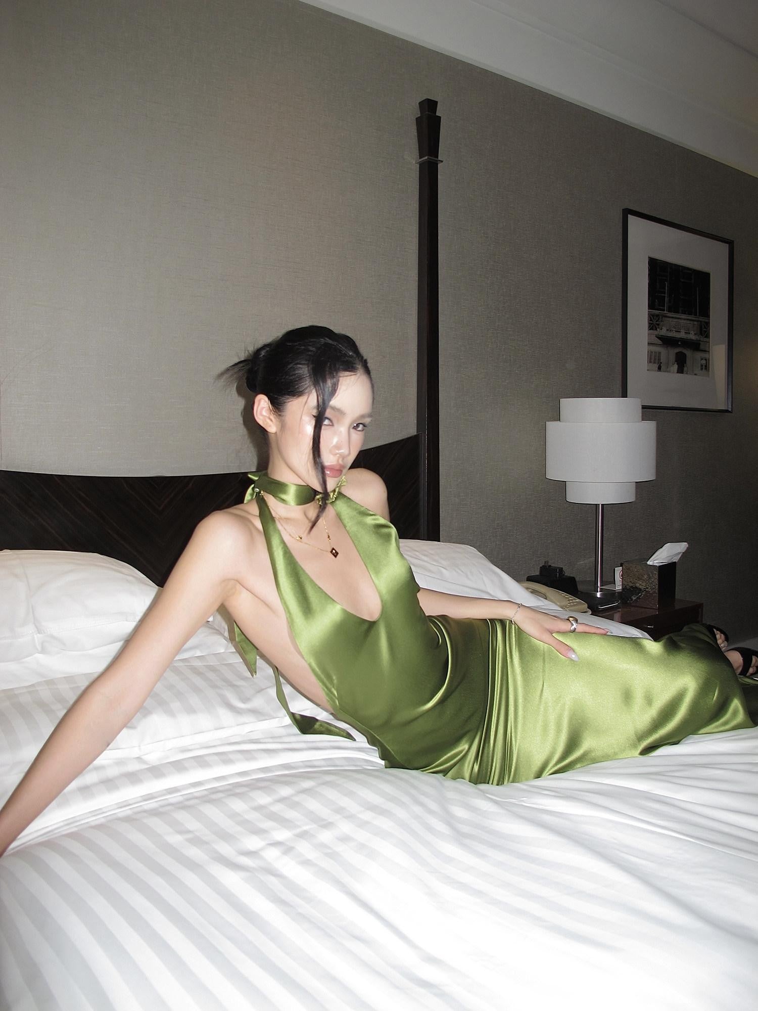 rovente Green Shimmer Halter Backless Waist Cinch Women's Acetate Bodycon Maxi Dresses