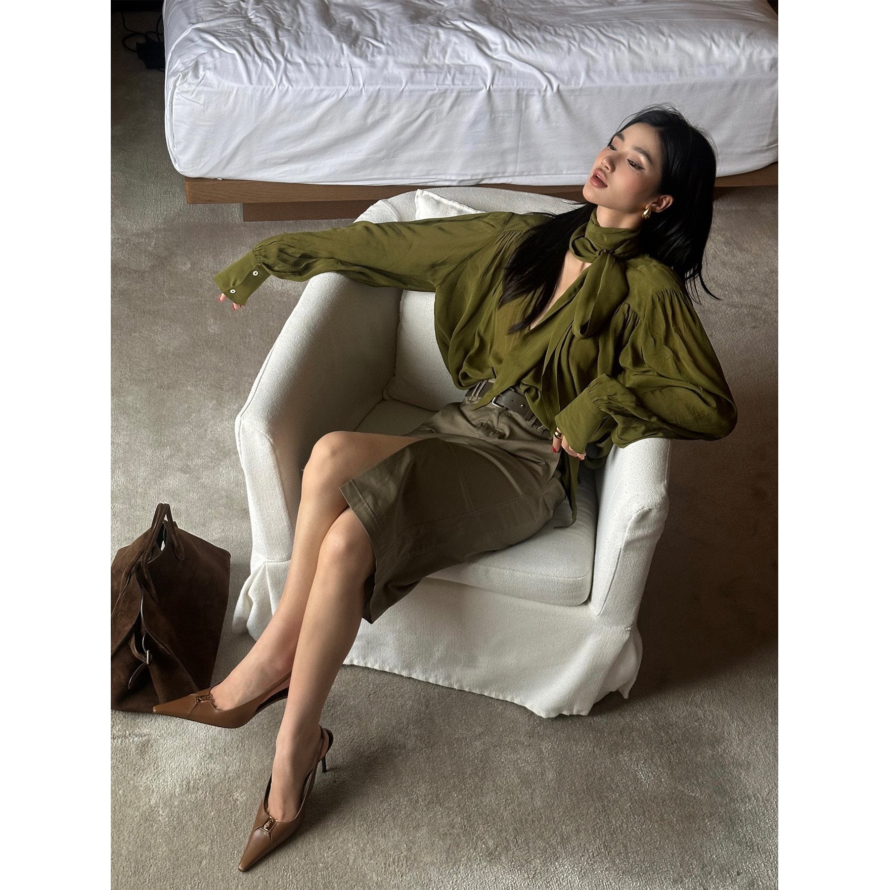 rovente_Green_V-neck_Ribbon_Tie_Long_Sleeve_Women's_Lightweight_Woven_Oversized_Shirts_958626952863_MISSTT