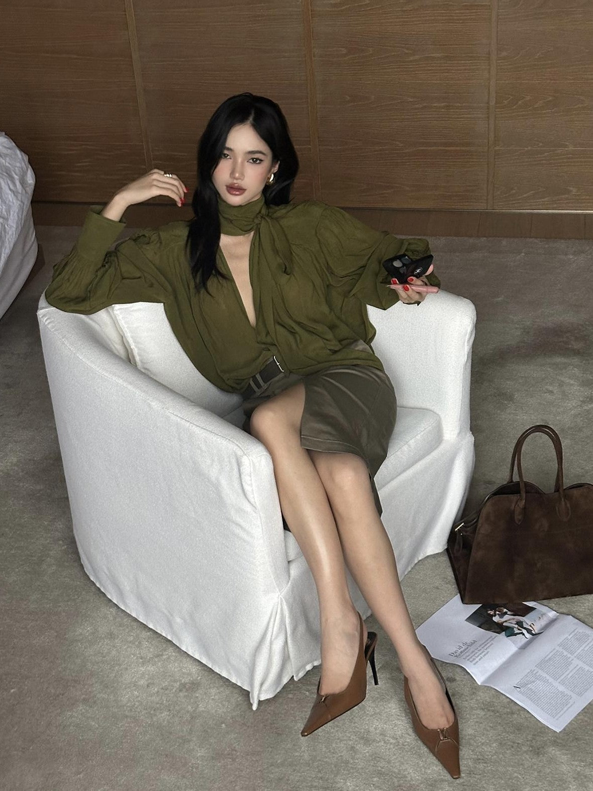 rovente Green V-neck Ribbon Tie Long Sleeve Women's Lightweight Woven Oversized Shirts