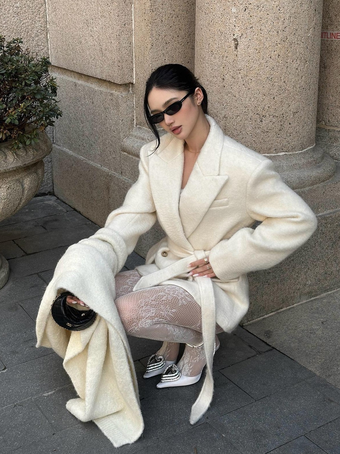 rovente Ivory Double Breasted Woven Relaxed Fit Women's Wool Blend Wool Coats