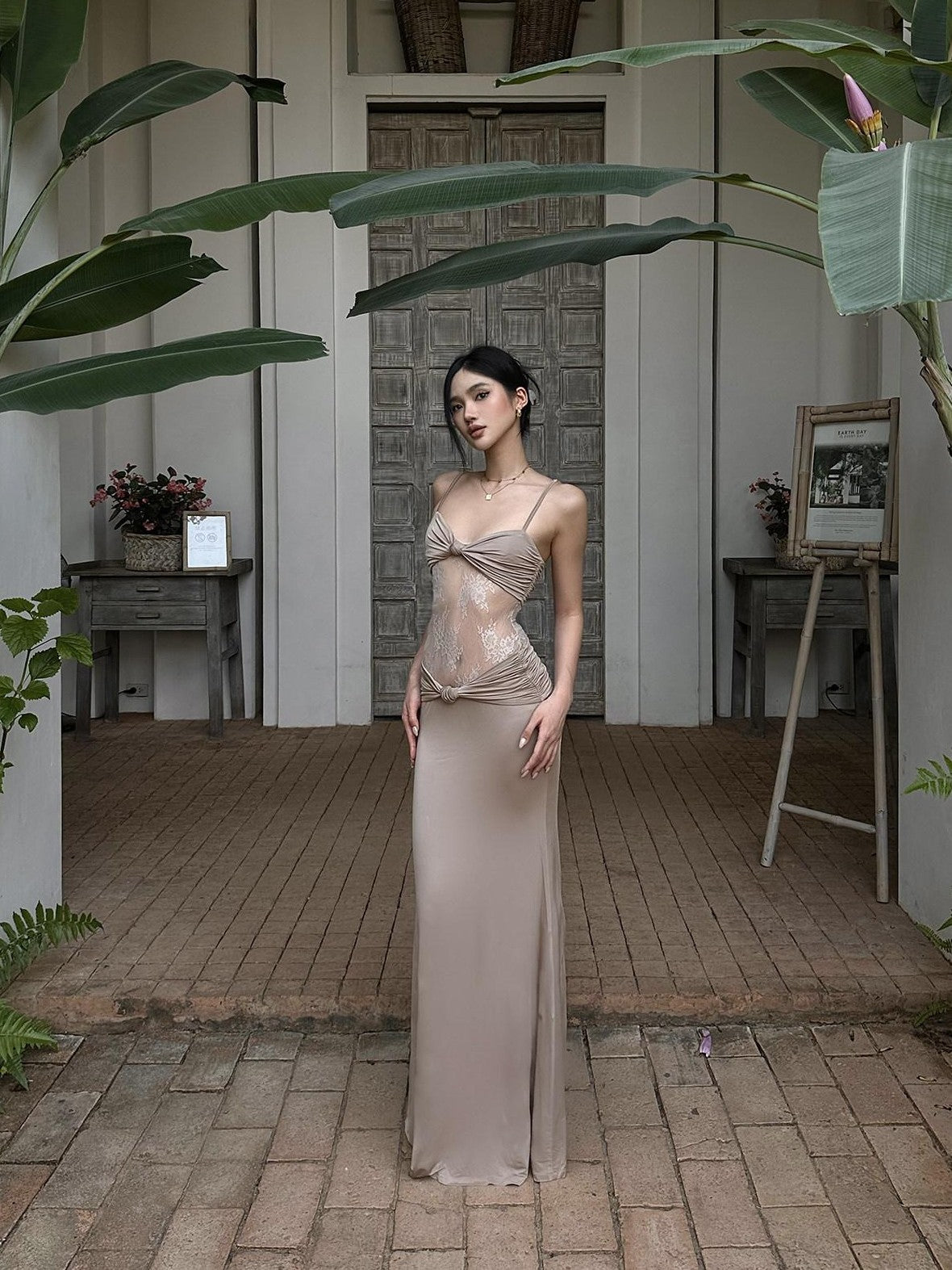 rovente Khaki Lace Spliced Mermaid Cinch Waist Spaghetti Women's Bodycon Maxi Dresses