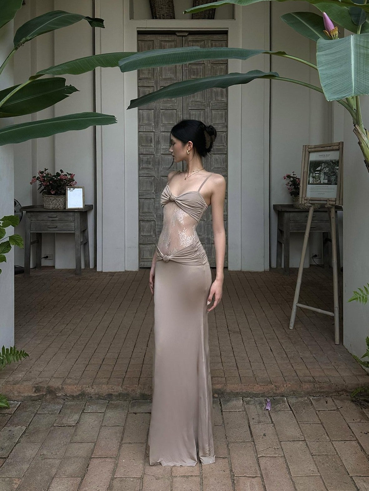 rovente Khaki Lace Spliced Mermaid Cinch Waist Spaghetti Women's Bodycon Maxi Dresses