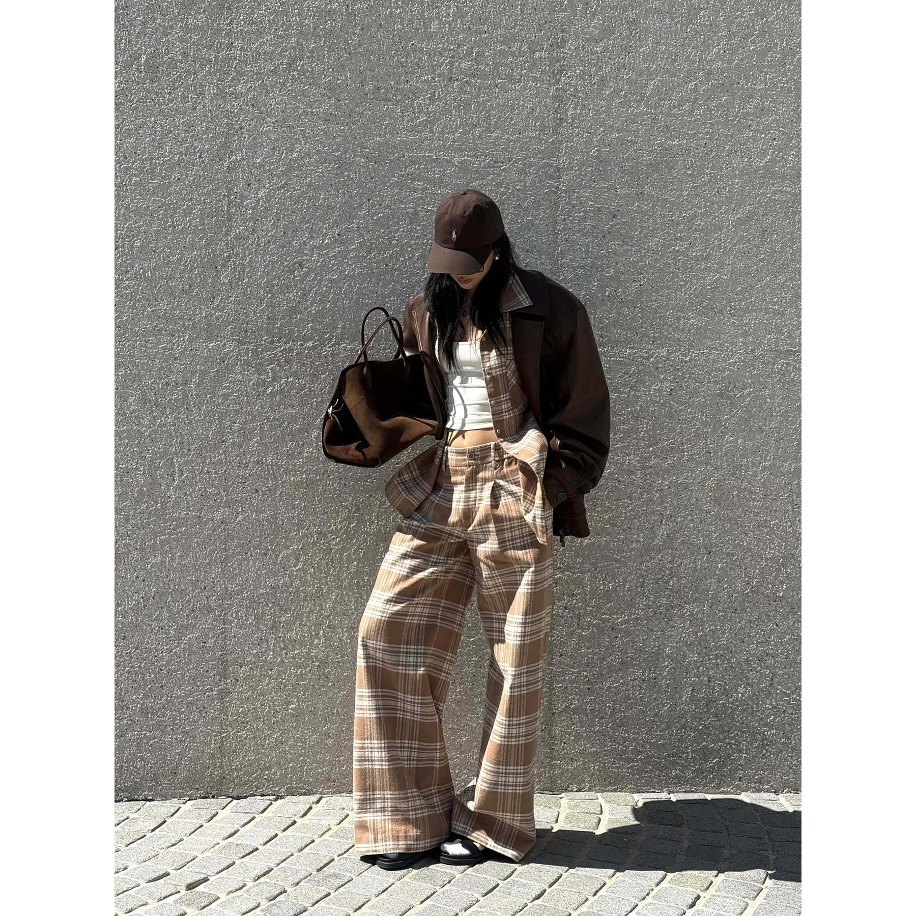 rovente_Khaki_Plaid_Zip_Fly_Loose_Natural_Waist_Women's_Woven_Cotton_Wide-leg_Pants_979121732306_MISSTT