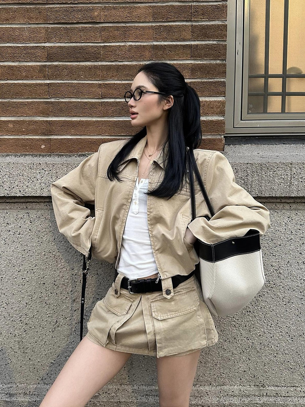 rovente Khaki Zipper Lapel Slanted Pockets Short Women's Pure Cotton Utility Jackets