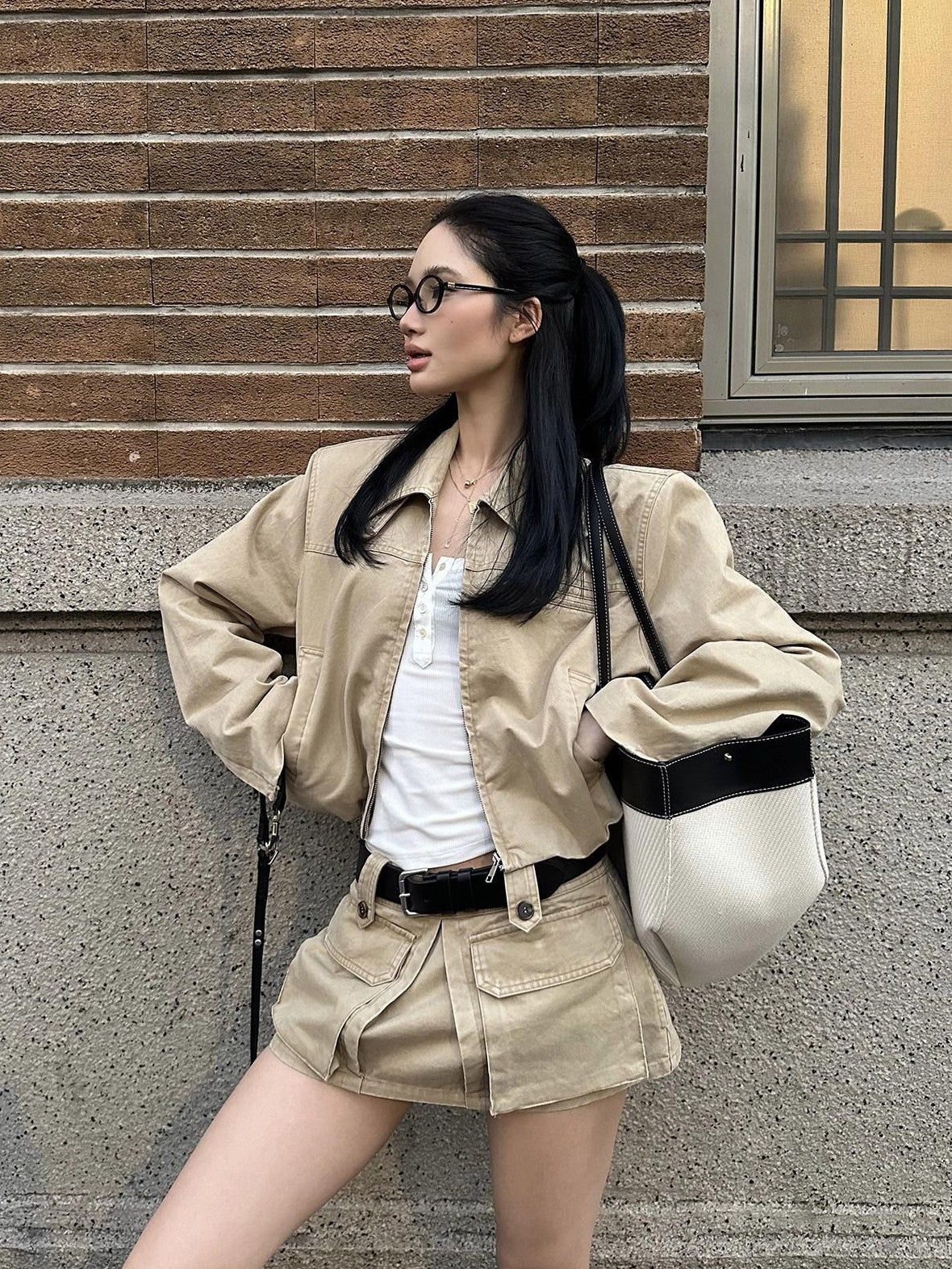 rovente Khaki Zipper Lapel Slanted Pockets Short Women's Pure Cotton Utility Jackets