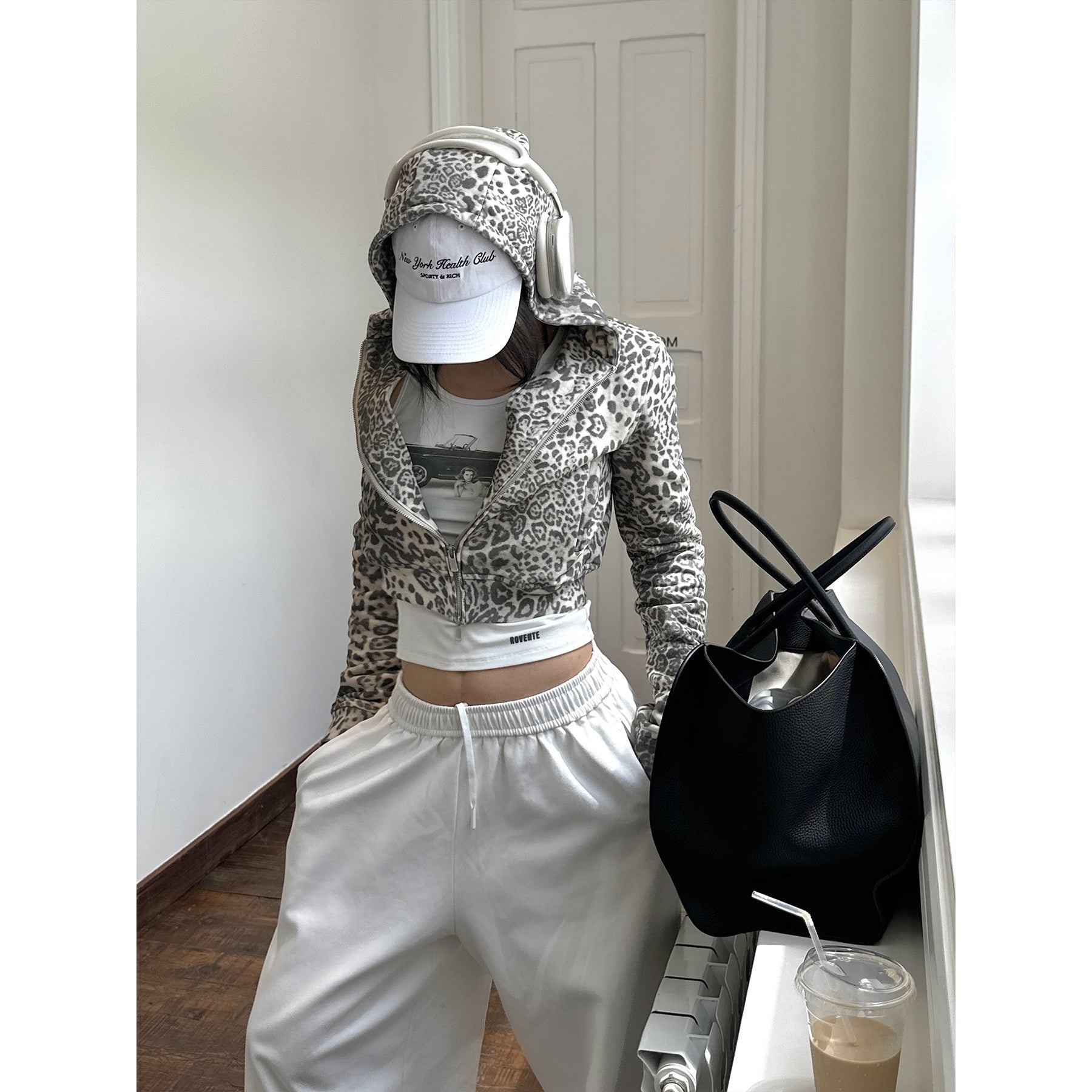 rovente_Leopard_Cropped_Hooded_Relaxed_Long_Sleeve_Women's_Cotton_Zip-up_Hoodies_967104150188_MISSTT