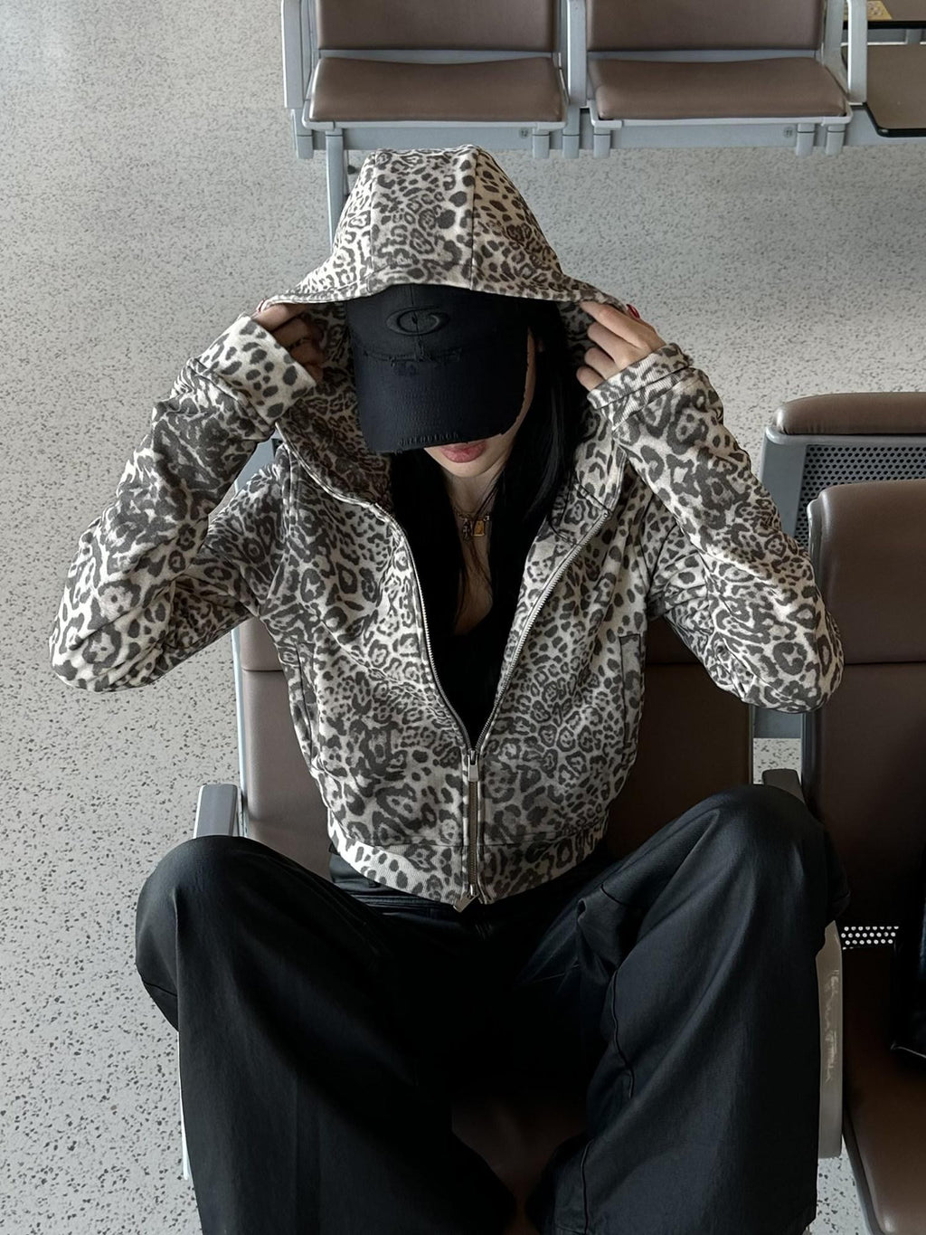 rovente Leopard Cropped Hooded Relaxed Long Sleeve Women's Cotton Zip-up Hoodies