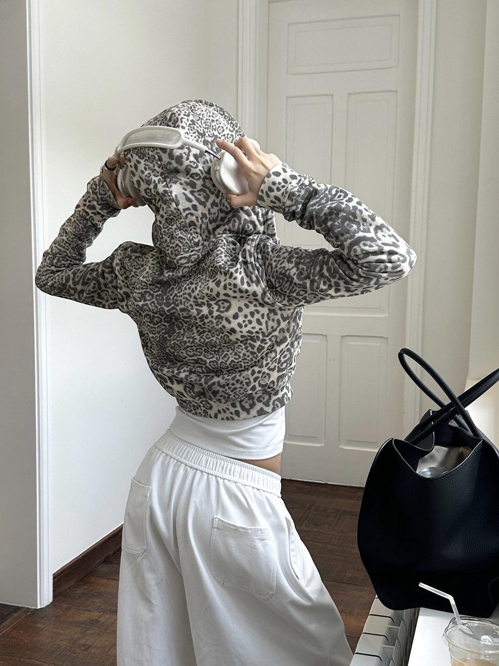 rovente Leopard Cropped Hooded Relaxed Long Sleeve Women's Cotton Zip-up Hoodies