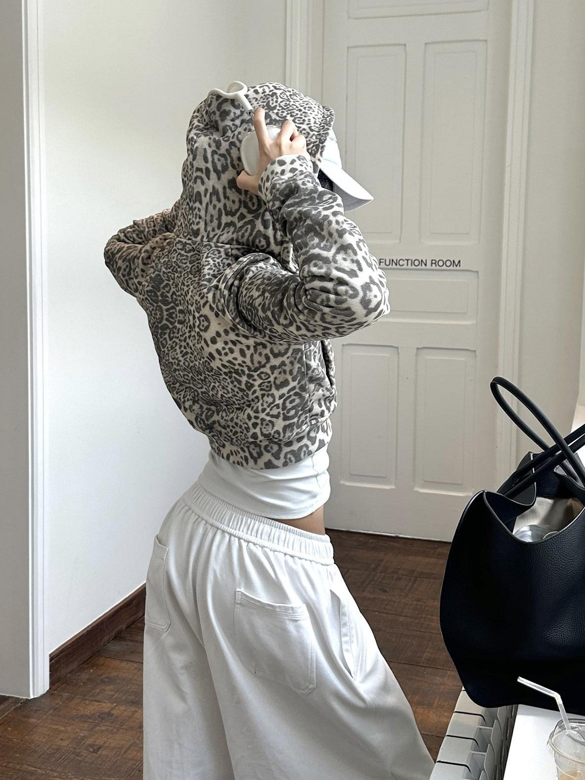 rovente Leopard Cropped Hooded Relaxed Long Sleeve Women's Cotton Zip-up Hoodies