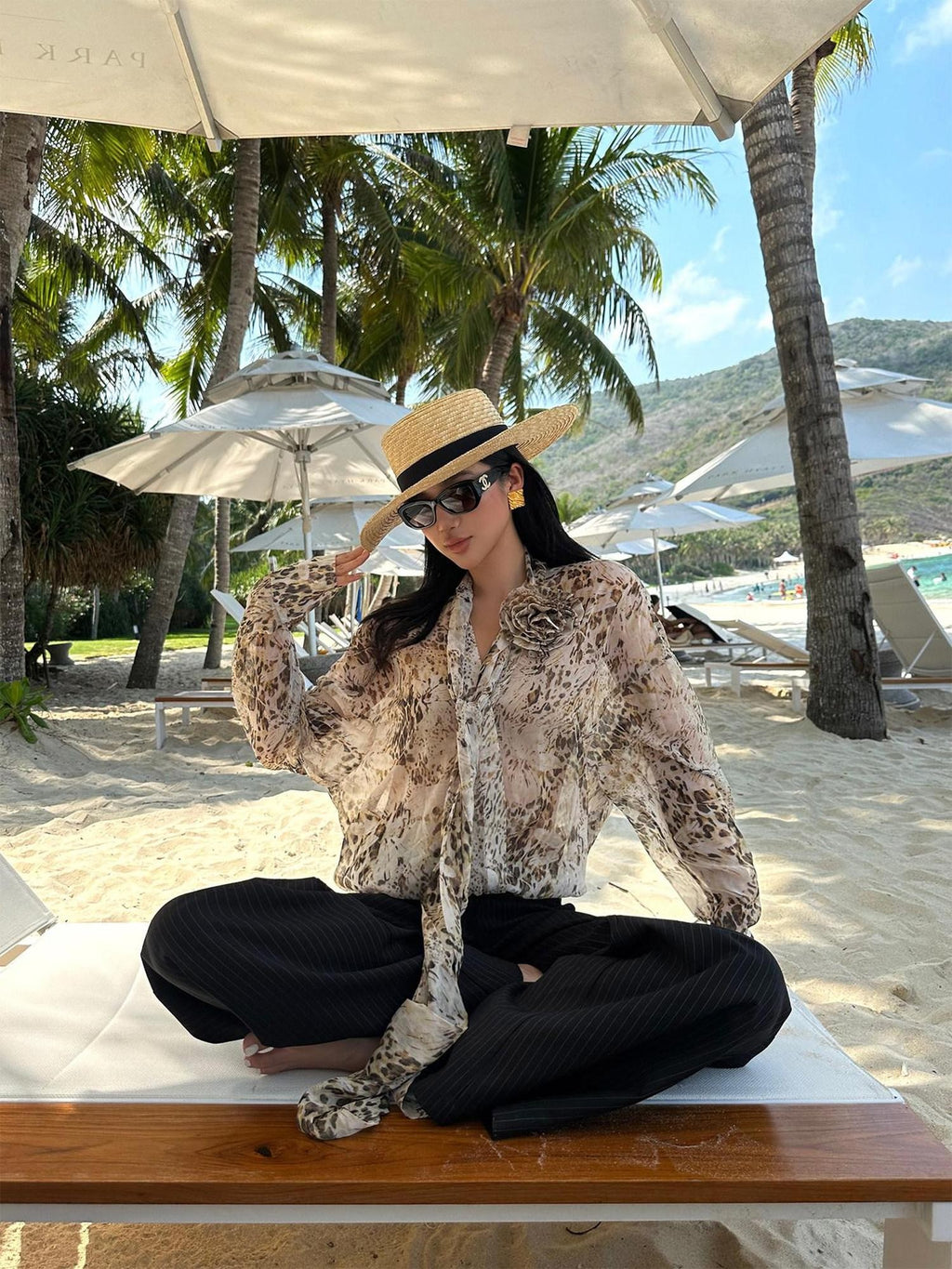 rovente Leopard Print Loose Long Sleeve Tie Neck Women's Polyester Shirt Jackets
