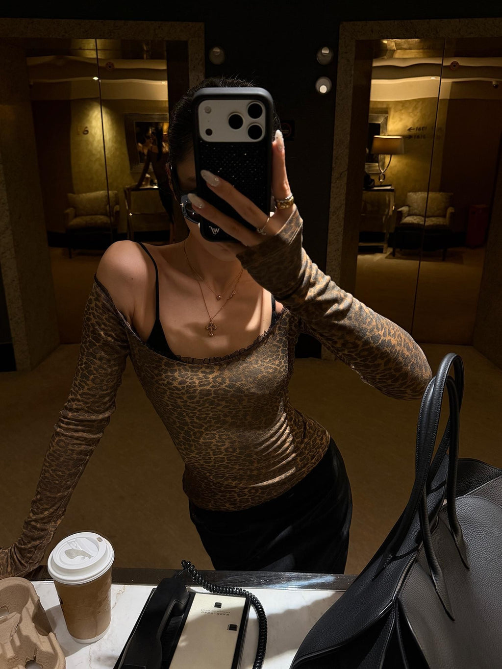 rovente Leopard Print Off Shoulder Slim Fit Women's Knit Long Sleeve T-shirts