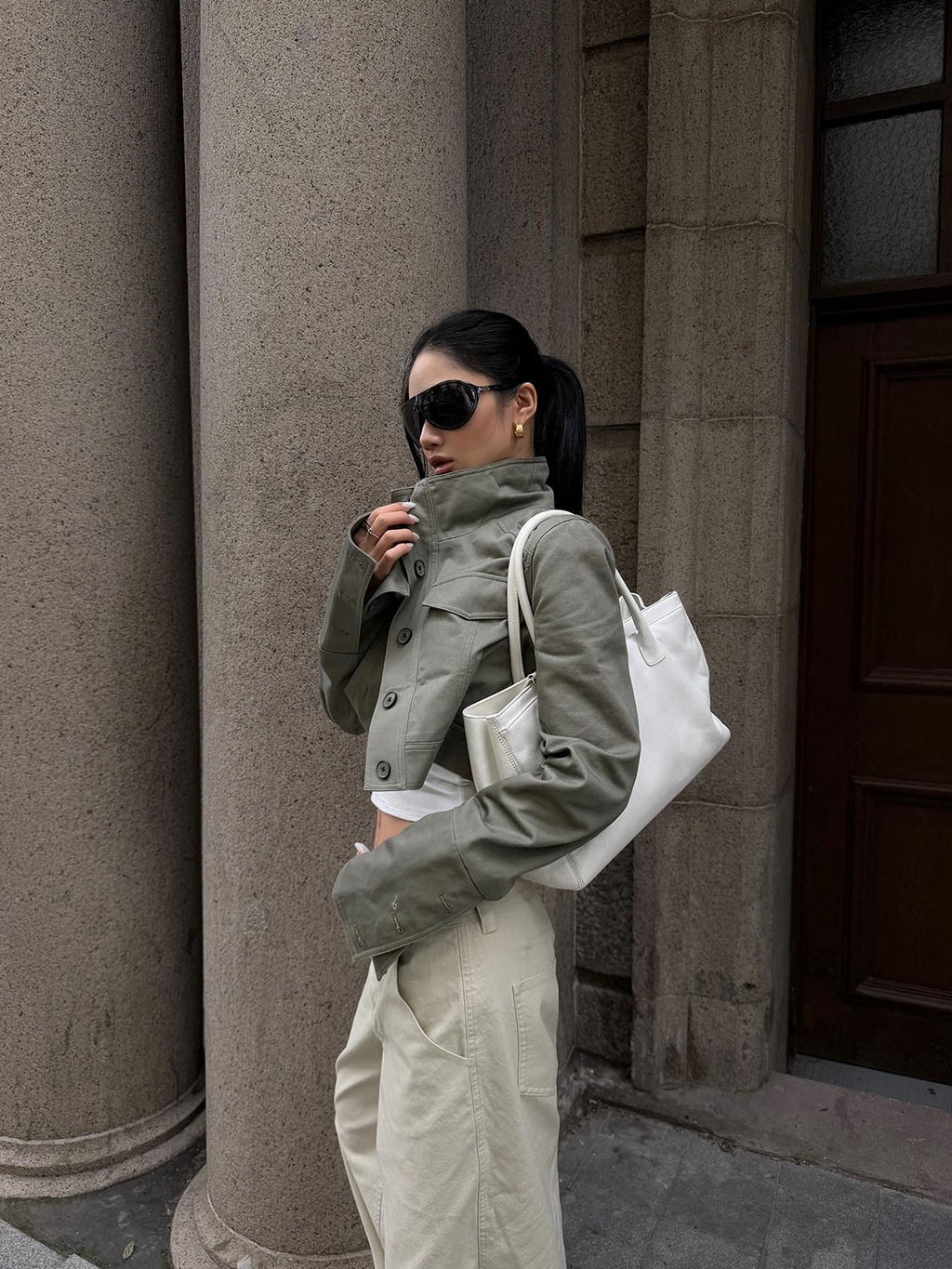 rovente Light Gray Stand Collar Cropped Loose Vintage Slimming Women's Utility Jackets