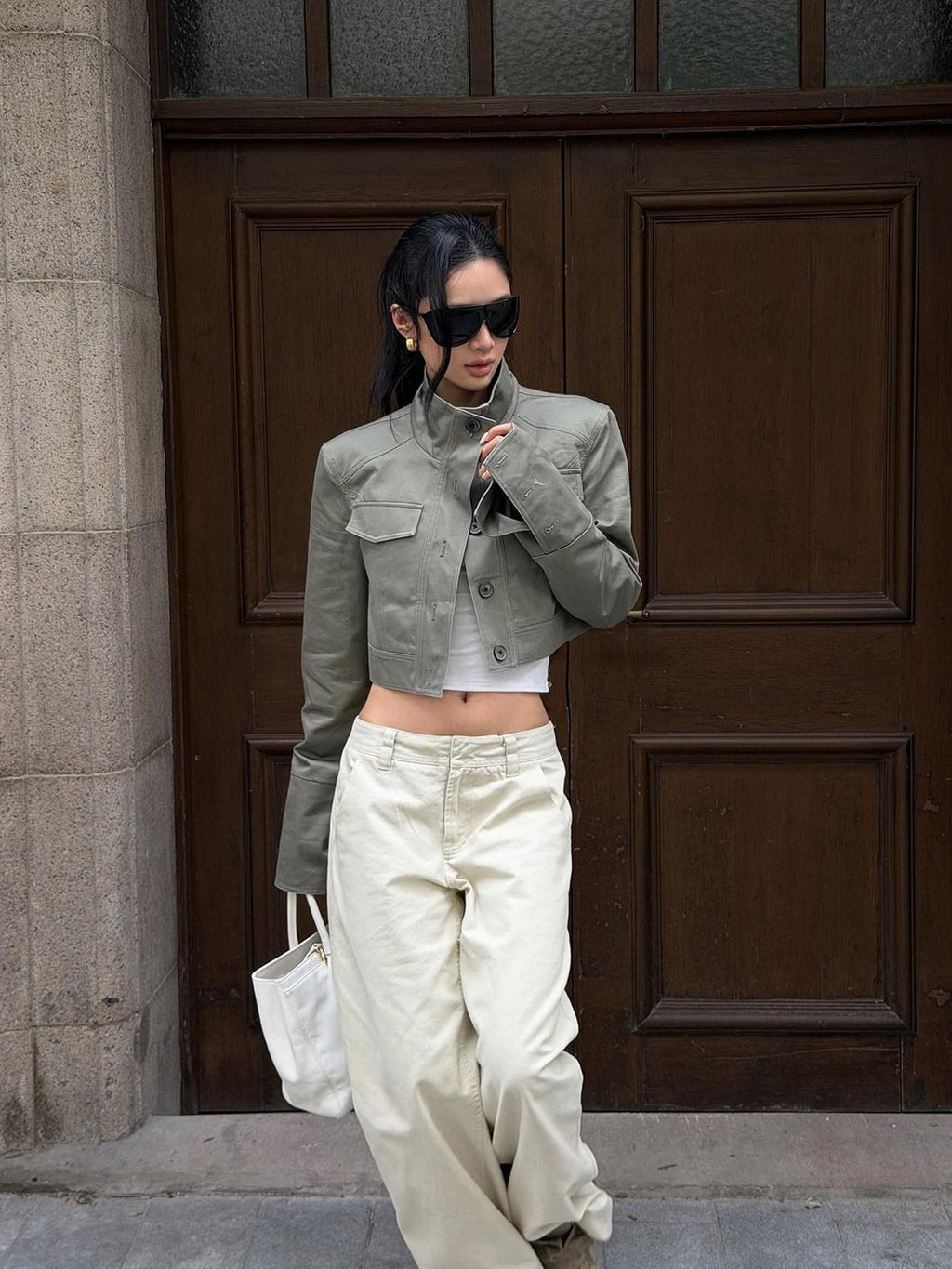 rovente Light Gray Stand Collar Cropped Loose Vintage Slimming Women's Utility Jackets