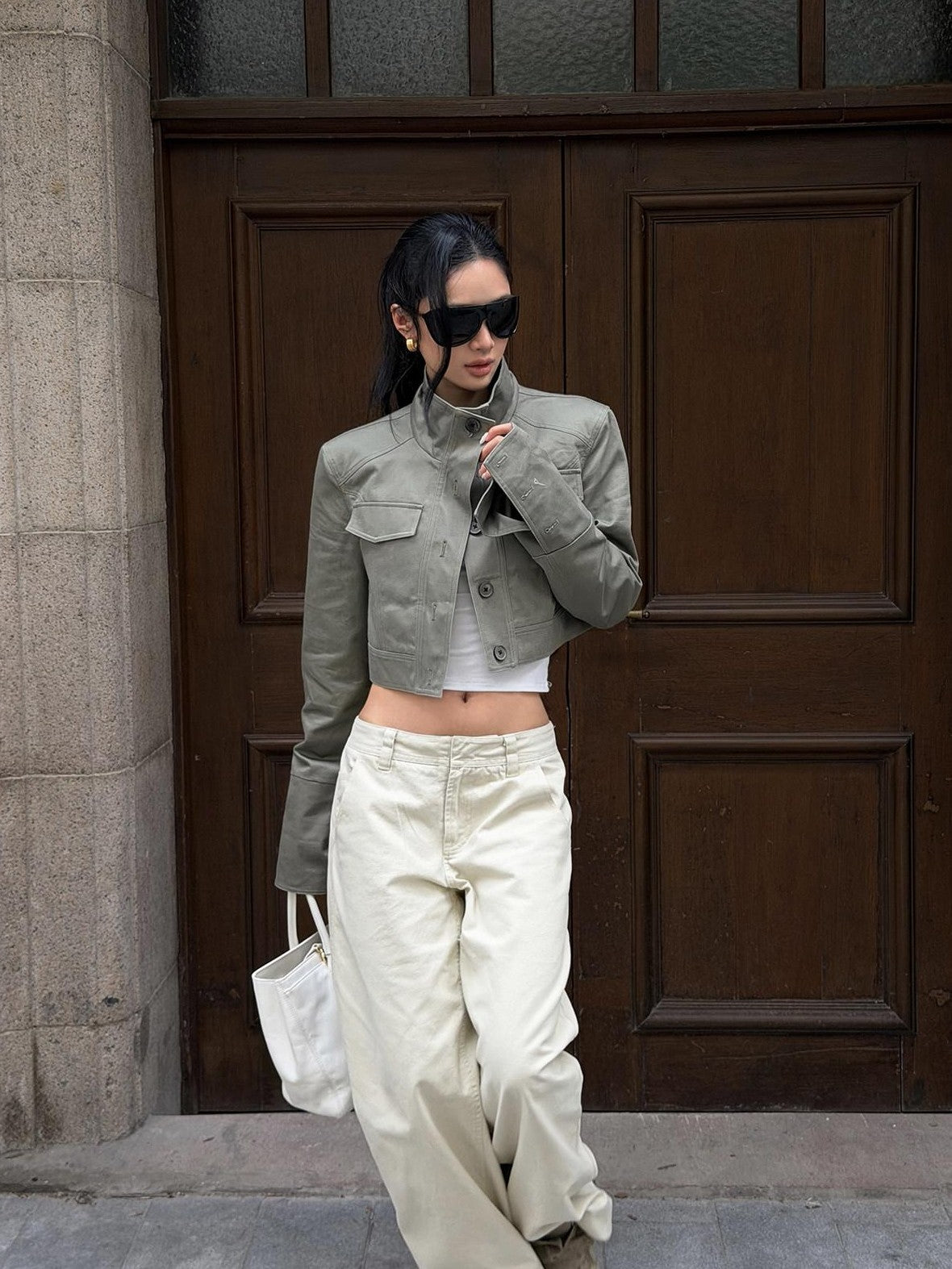 rovente Light Gray Stand Collar Cropped Loose Vintage Slimming Women's Utility Jackets