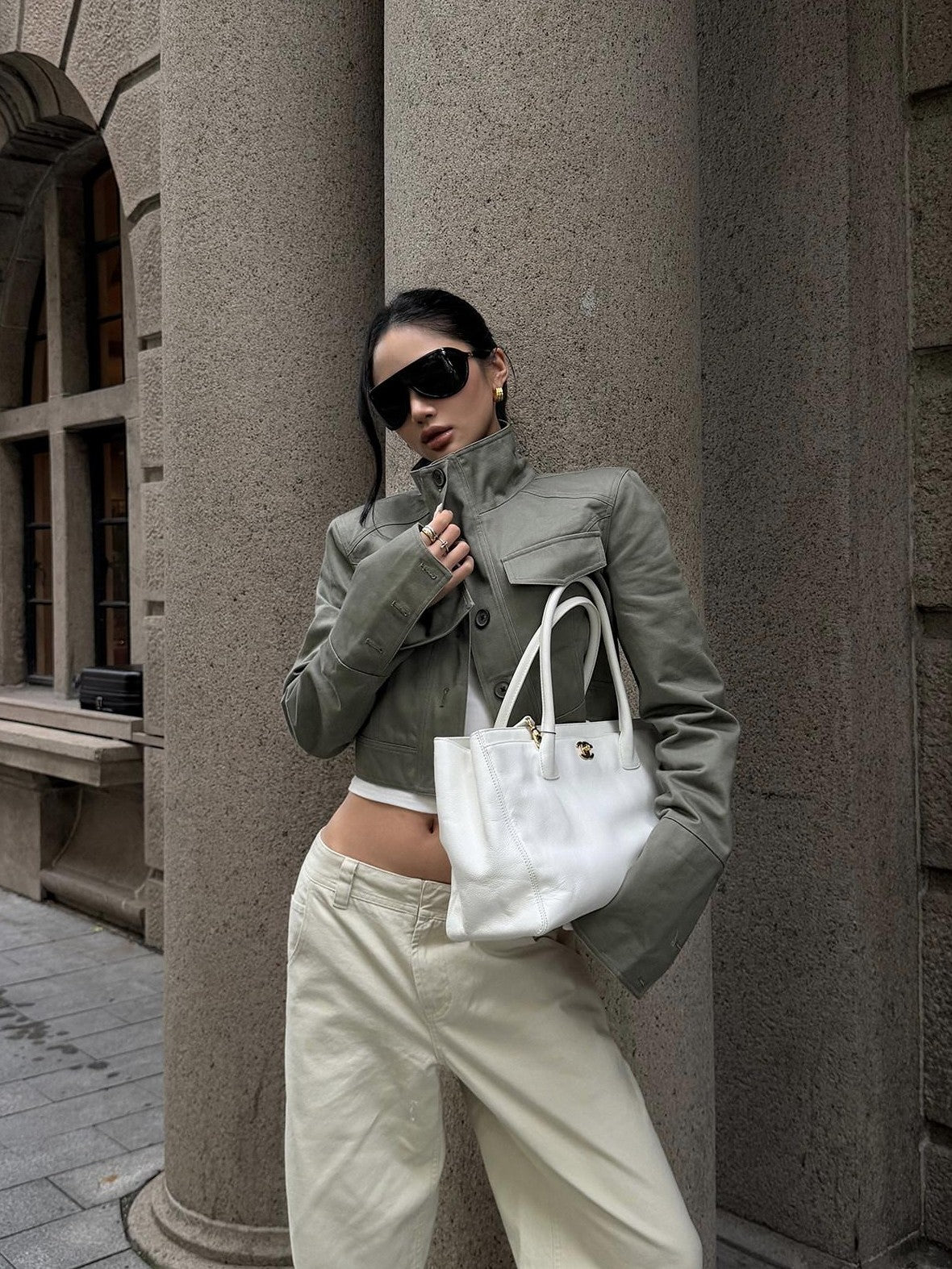 rovente Light Gray Stand Collar Cropped Loose Vintage Slimming Women's Utility Jackets