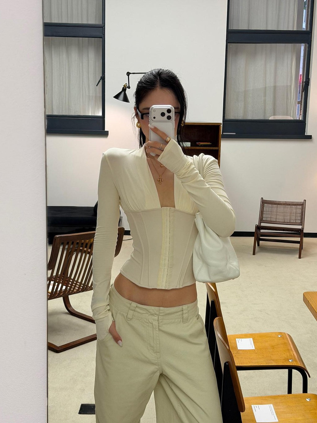 rovente Light Khaki Fishbone Hourglass V-neck Waist Cinch Women's Long Sleeve T-shirts