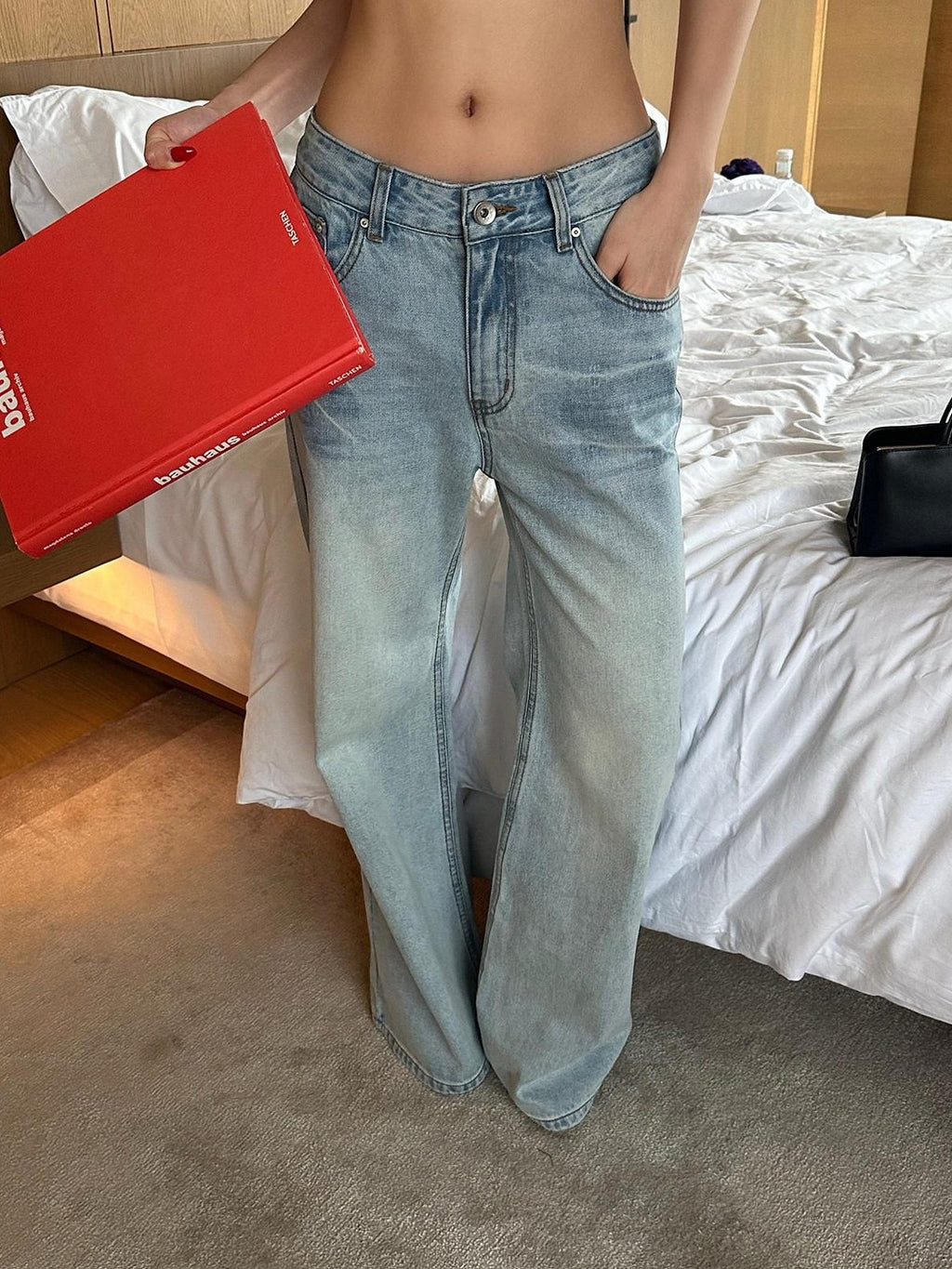 rovente Light Wash Vintage Pocket Natural Waist Women's Cotton Wide-leg Jeans