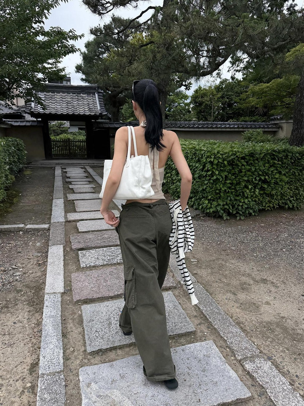rovente Military Green Cargo Low Rise Vintage Relaxed Women's Wide-leg Pants