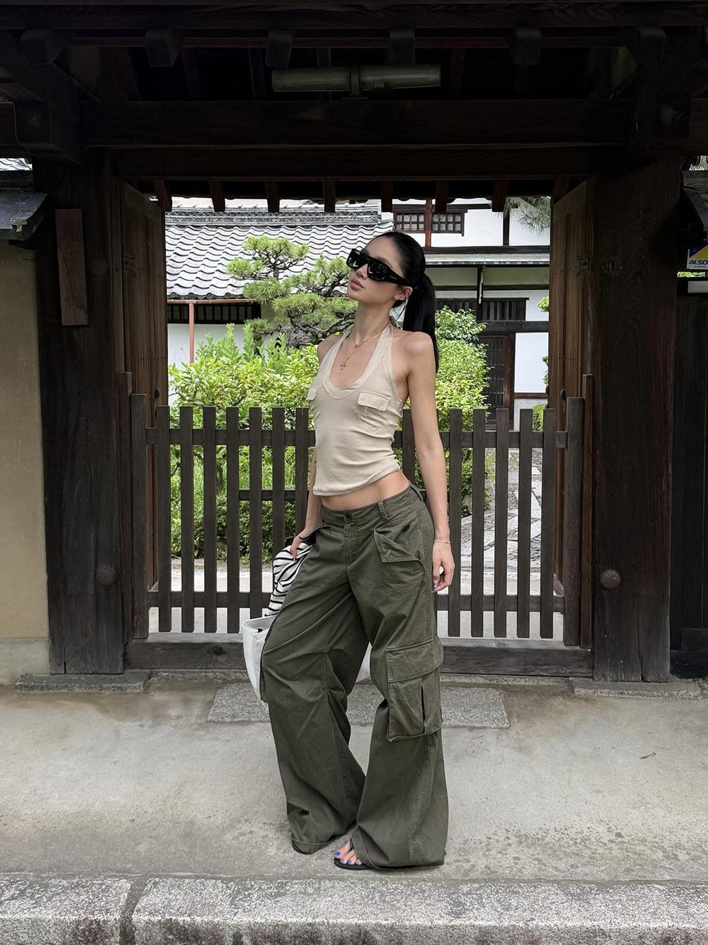 rovente Military Green Cargo Low Rise Vintage Relaxed Women's Wide-leg Pants