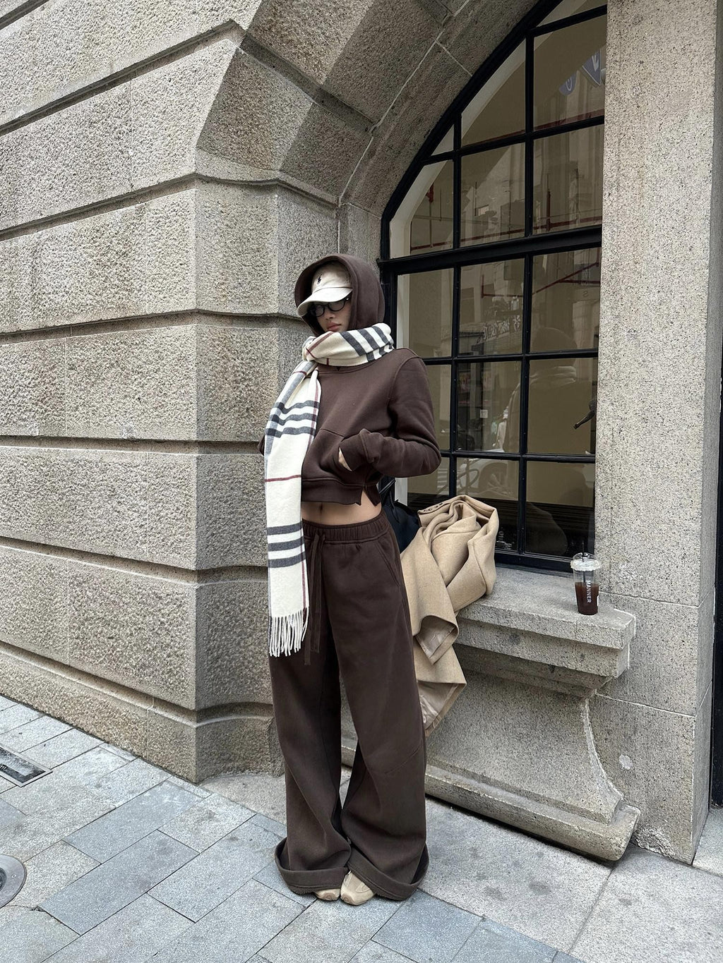 rovente Mocha Coffee Hooded Pullover Long Sleeve Women's Cotton Polyester Tracksuit Sets