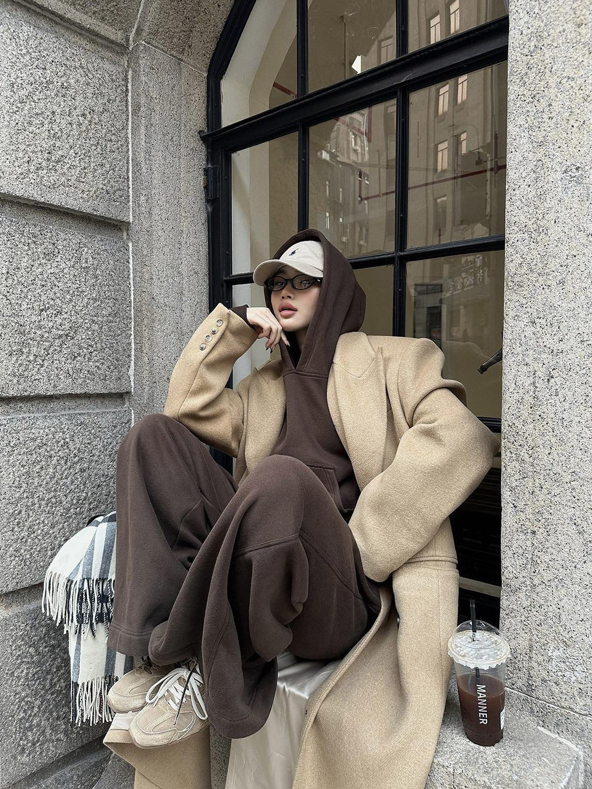 rovente Mocha Coffee Hooded Pullover Long Sleeve Women's Cotton Polyester Tracksuit Sets