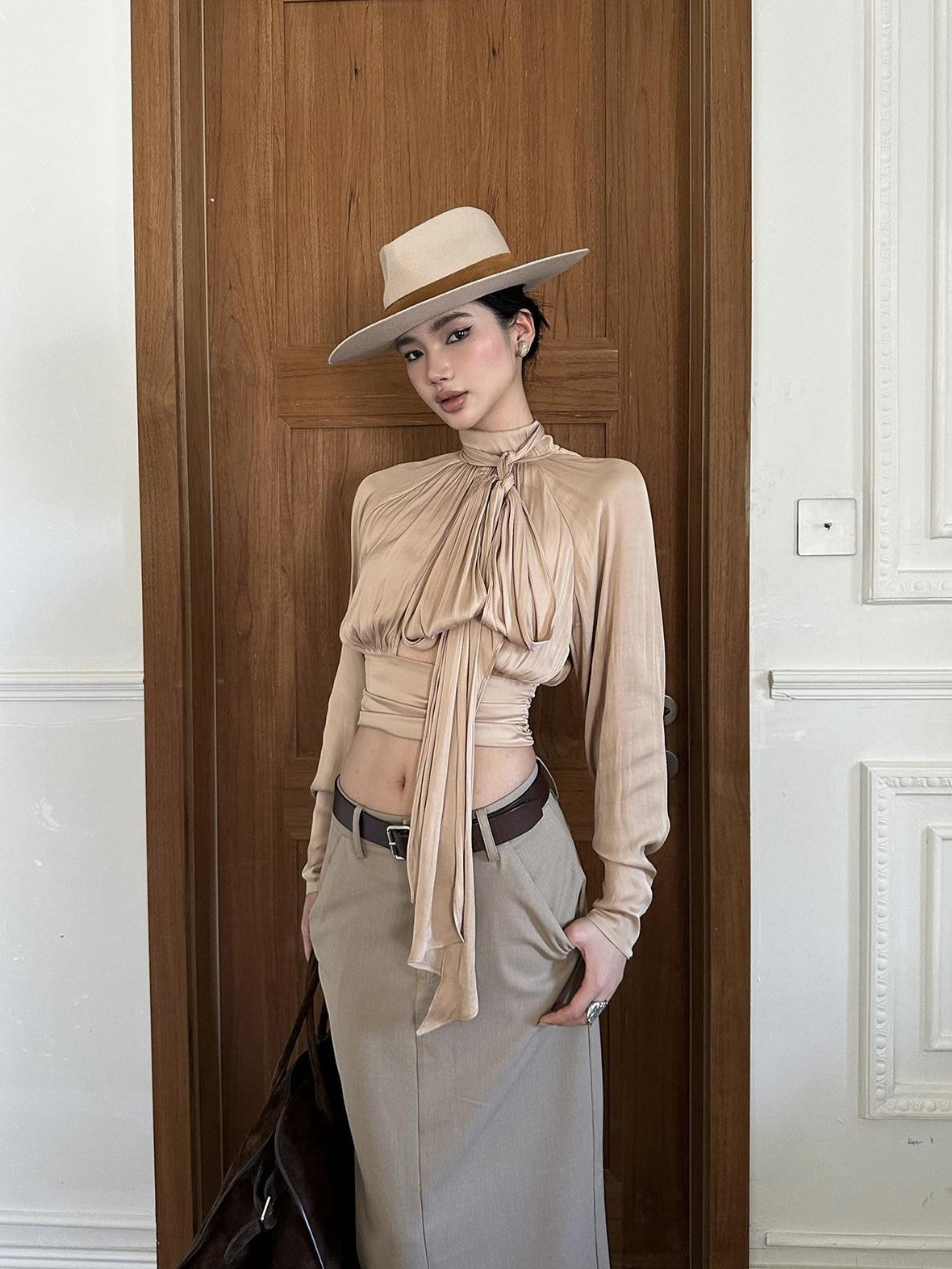 rovente Nude Tie Cinched Waist Stand Collar Long Sleeve Women's Polyester Bow Blouses