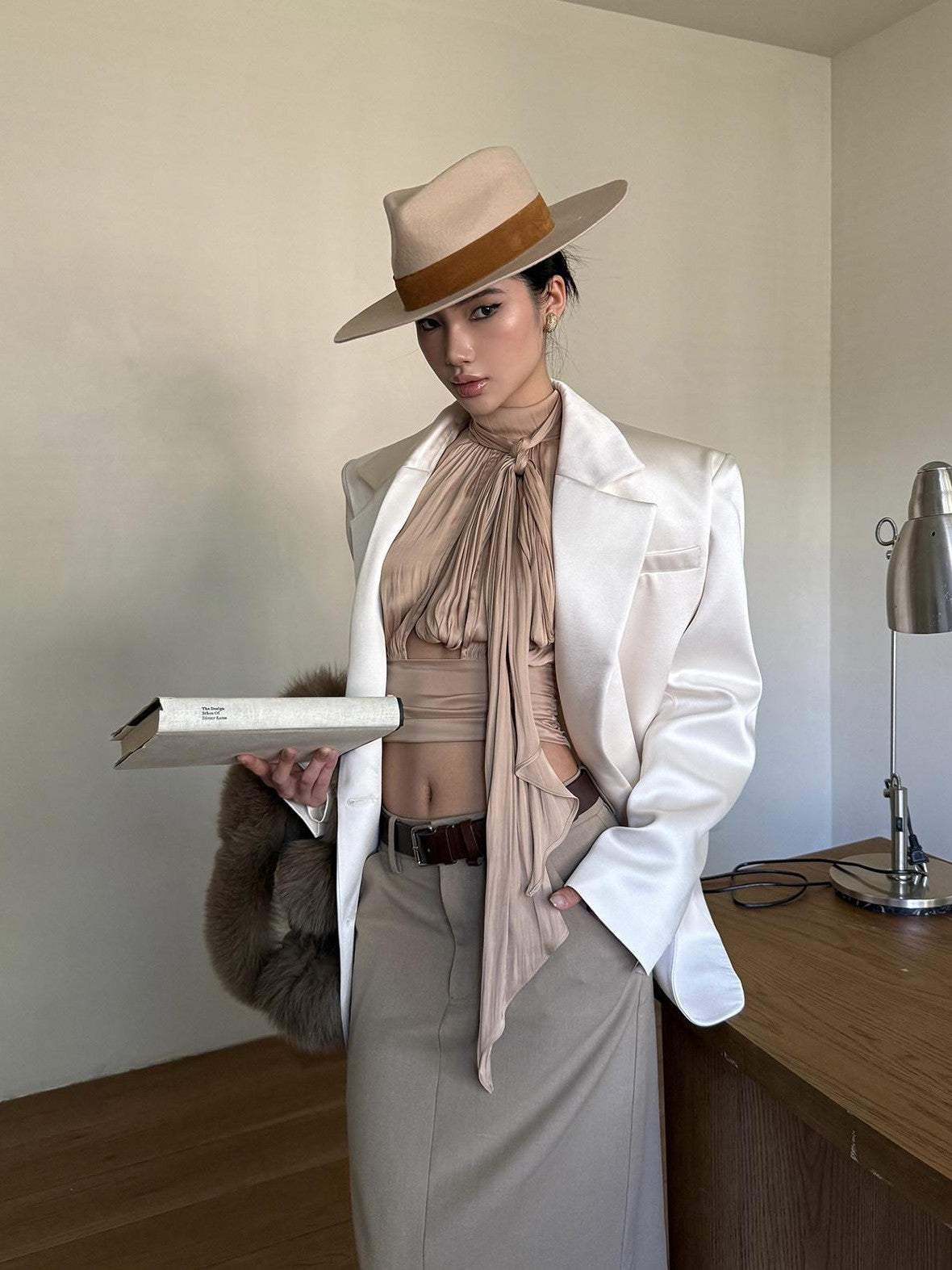 rovente Nude Tie Cinched Waist Stand Collar Long Sleeve Women's Polyester Bow Blouses