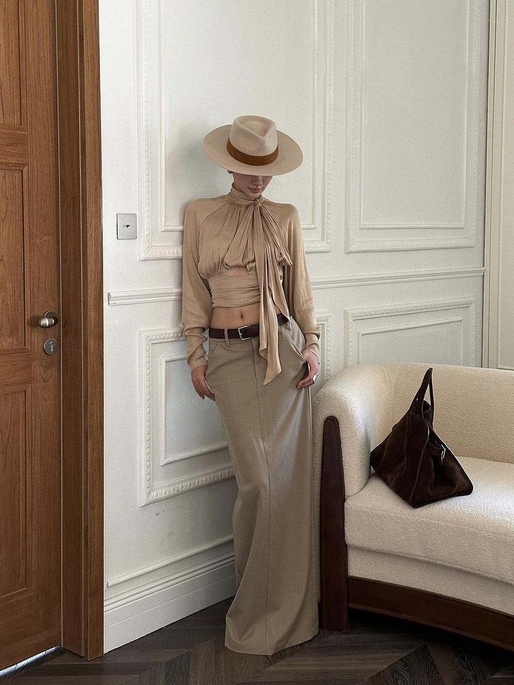 rovente Nude Tie Cinched Waist Stand Collar Long Sleeve Women's Polyester Bow Blouses