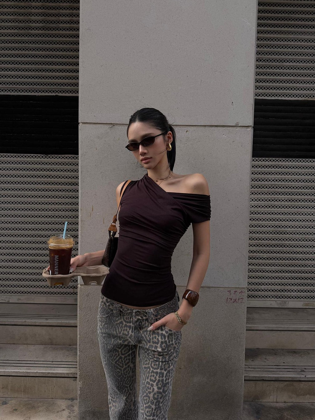 rovente Plum Purple Asymmetric Shoulder Ruched Pleat Women's Lyocell Slim T-shirts