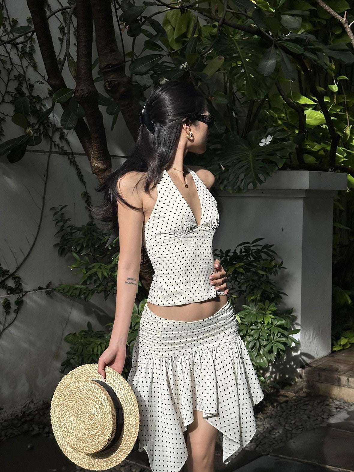 rovente Polka Dot Sexy V-neck Halter Asymmetrical Women's Polyester Matching Skirt Sets
