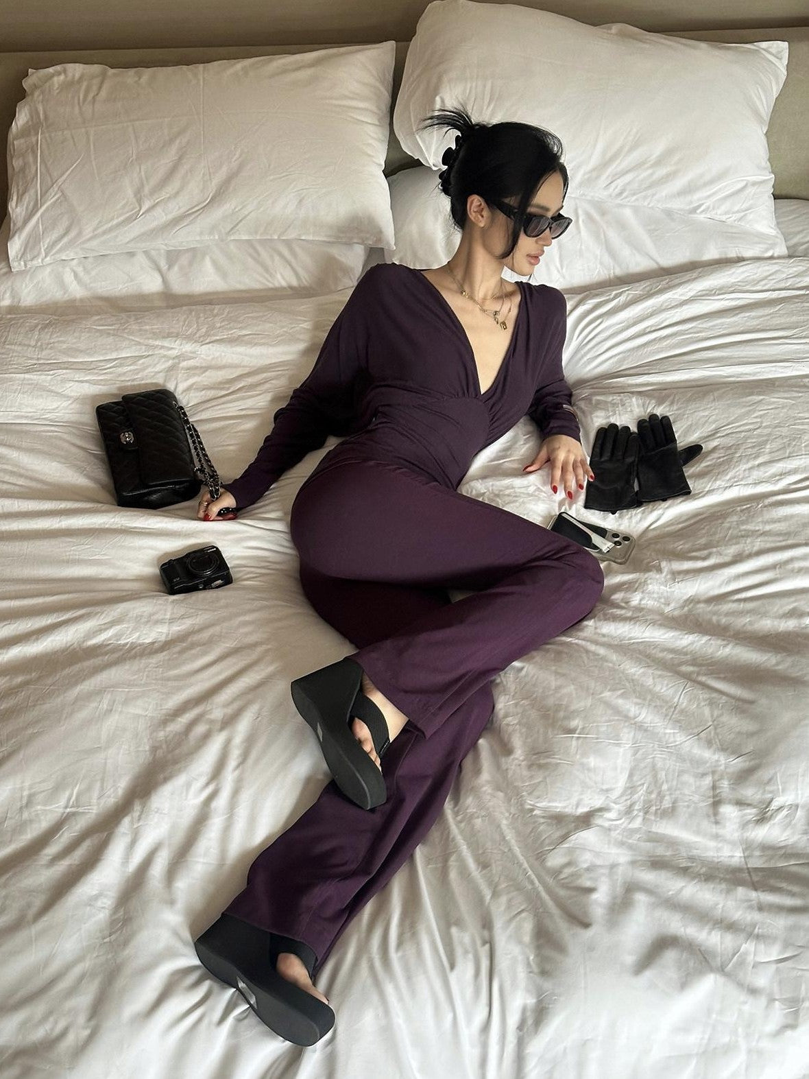 rovente Purple V-neck Slim Knit Women's Lyocell Wool Casual Top & Pants Sets