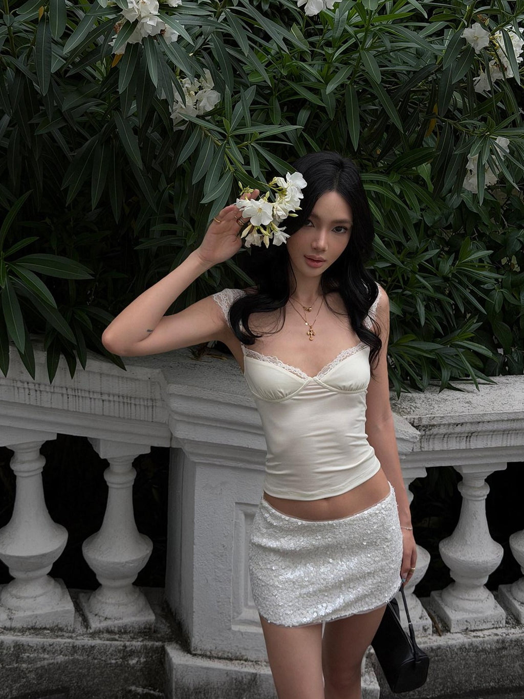 rovente Shimmering Ice White Sequin Low Waist Bodycon Women's Mini Skirts