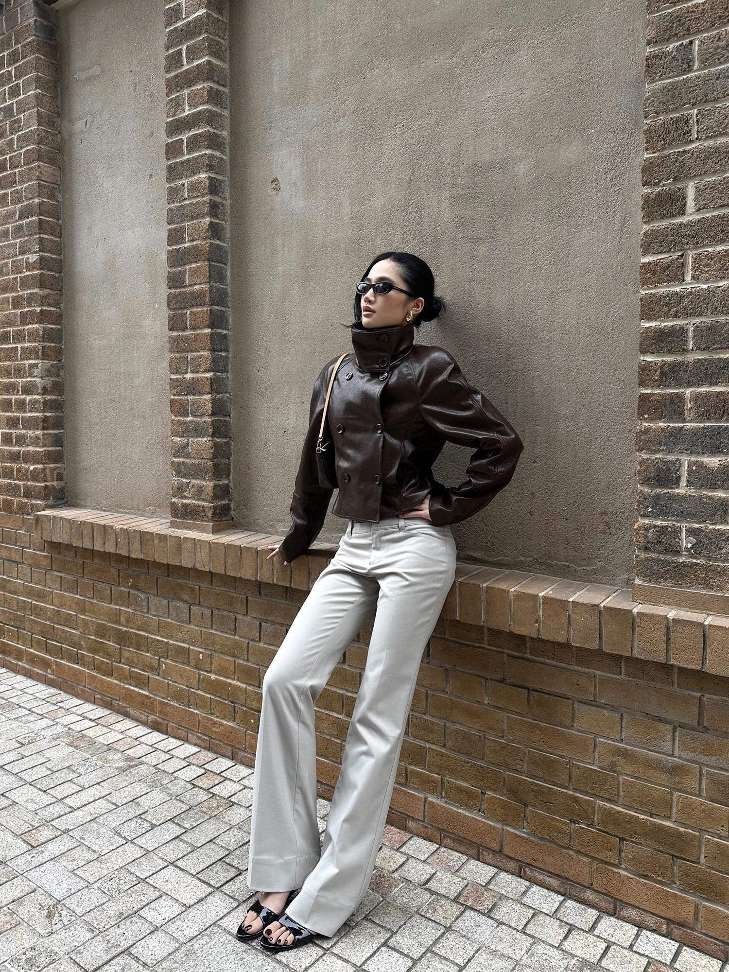 rovente Stone Pocket Low Waist Slim Fit Women's Polyester Straight-leg Pants
