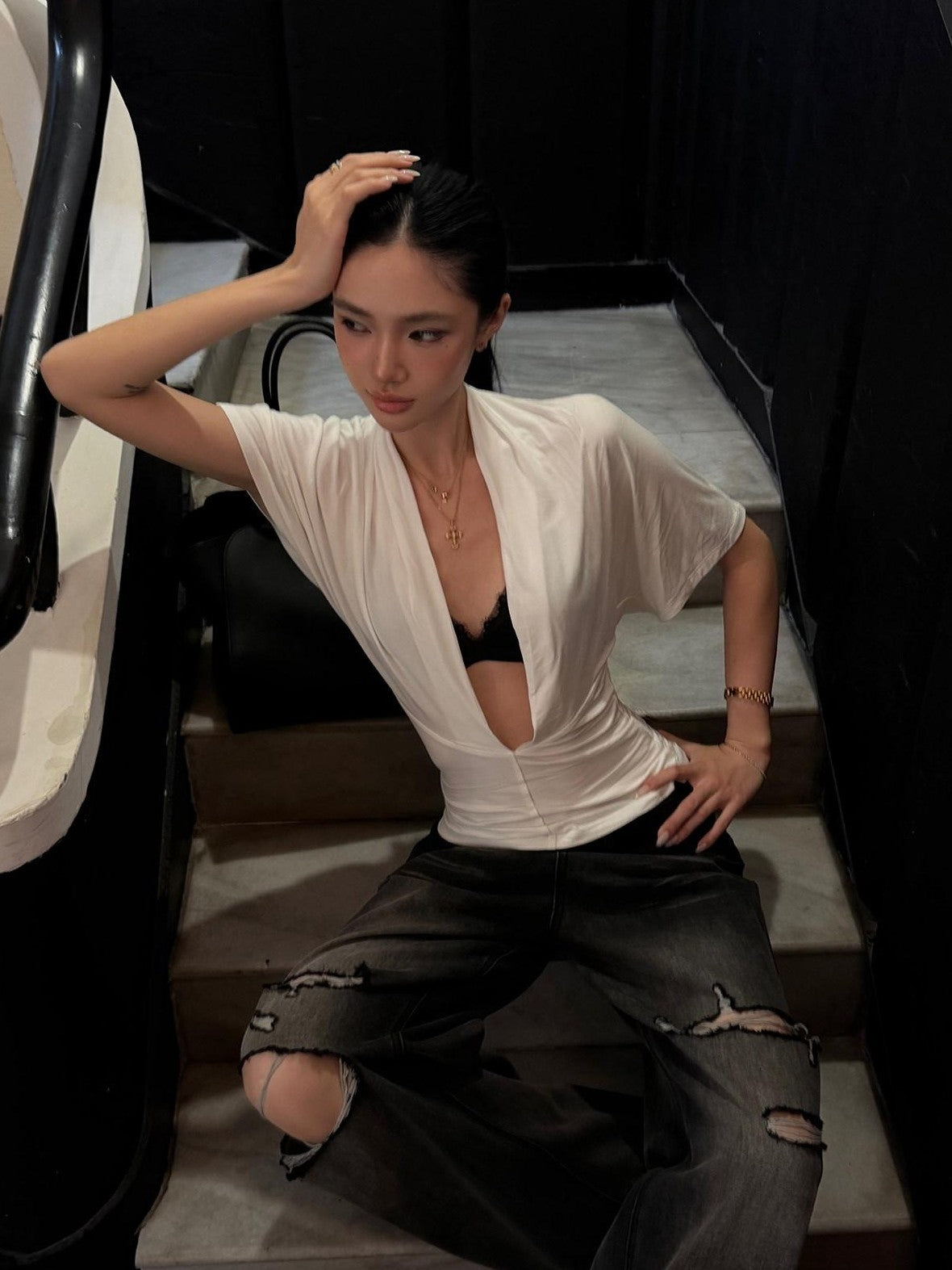 rovente Two Tone Deep V Batwing Cinched Waist Women's Short Sleeve T-shirts