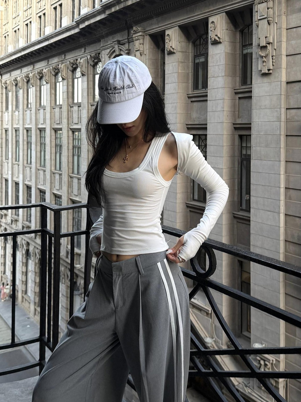rovente Two Tone Knit Long Sleeve Slim Fit Solid Women's Lyocell Boleros & Shrugs