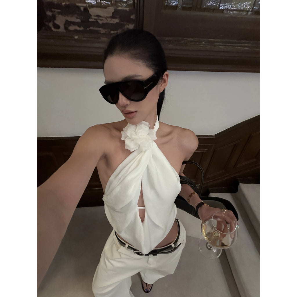 rovente_White_Crisscross_Neck_Handmade_Pleated_Floral_Cropped_Women's_Halter_Tops_1059665850967_MISSTT