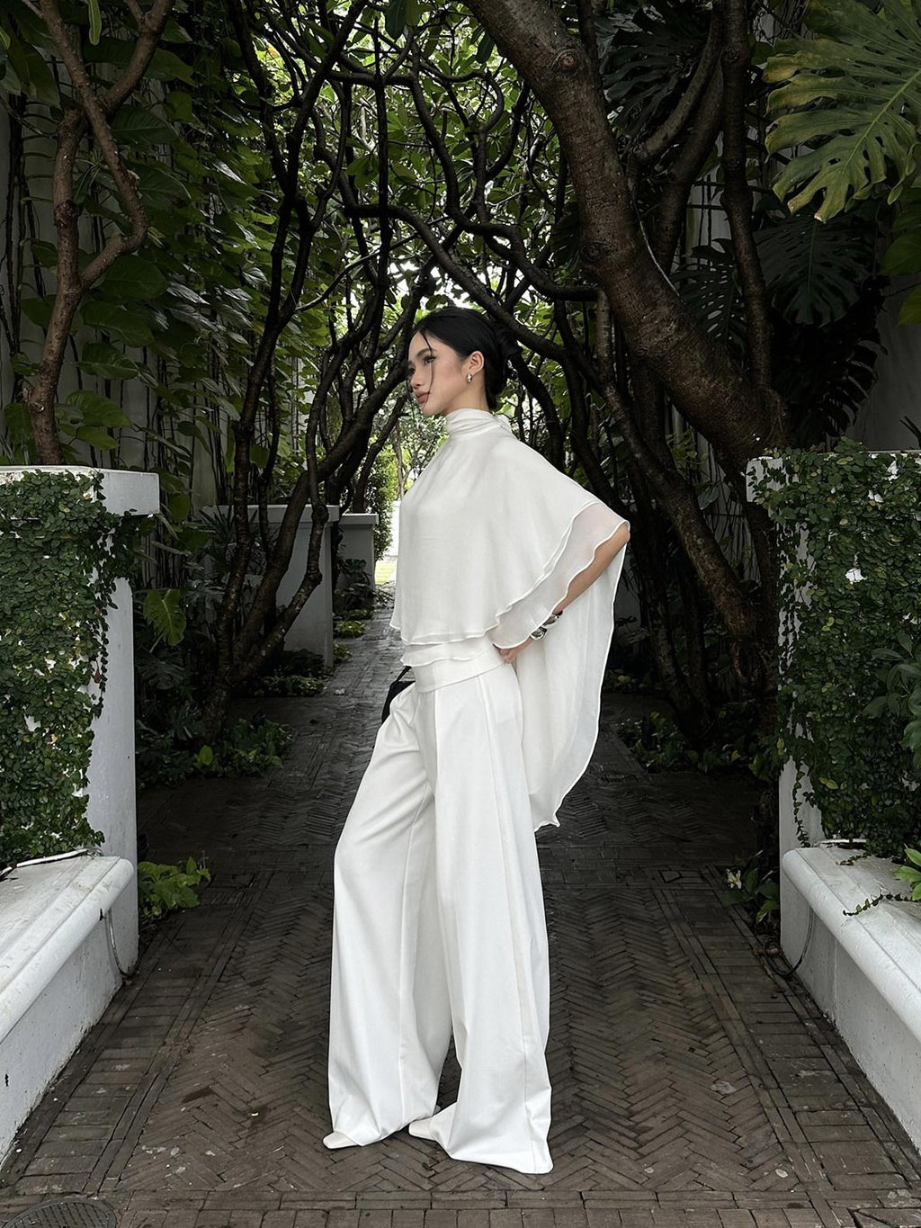 rovente White Draped High Waist Straight Women's Polyester Palazzo Pants