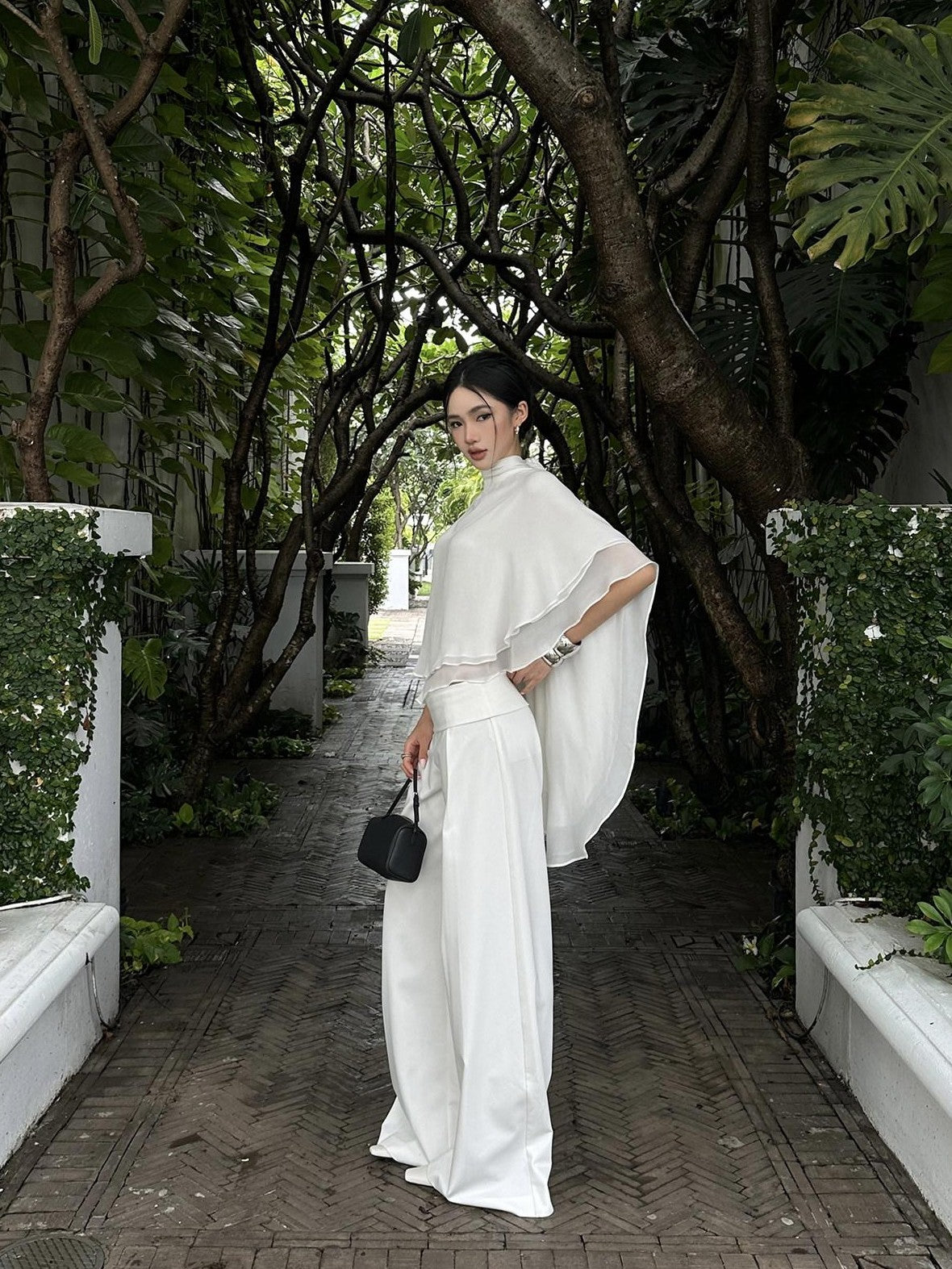 rovente White Draped High Waist Straight Women's Polyester Palazzo Pants