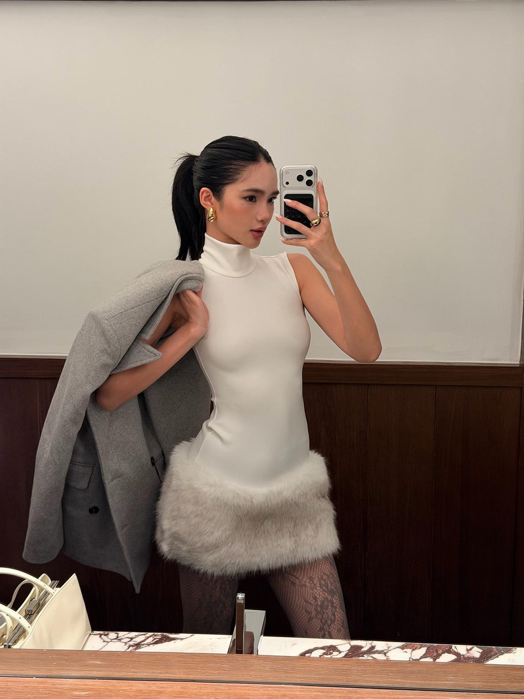 rovente White High Neck Sleeveless Knit Slim Fit Women's Bodycon Mini Dresses