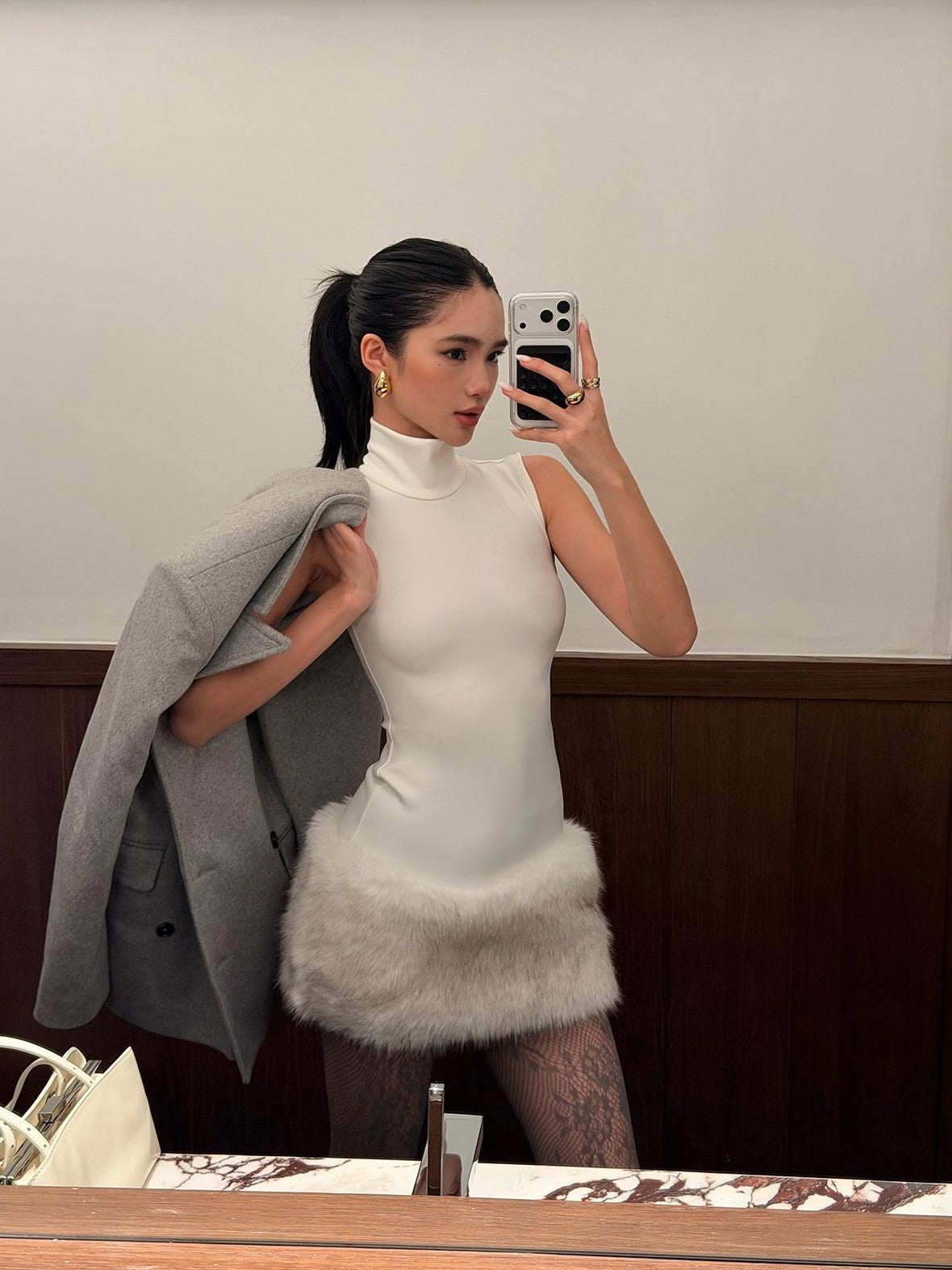 rovente White High Neck Sleeveless Knit Slim Fit Women's Bodycon Mini Dresses