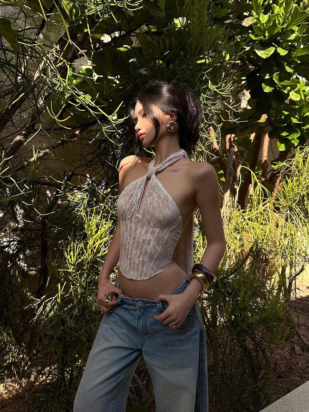 rovente White Lace Backless Boned Bustier Women's Nylon Stretch Halter Tops