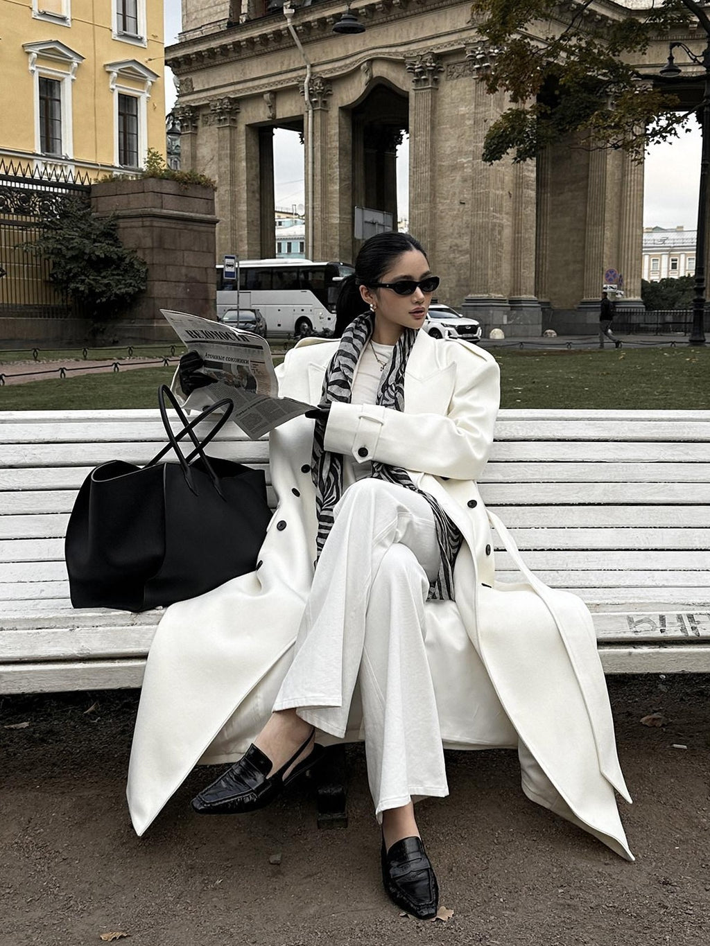 rovente White Notched Lapel Longline Loose Fit Women's Wool Blend Double-breasted Coats