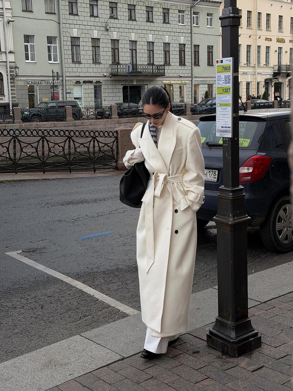 rovente White Notched Lapel Longline Loose Fit Women's Wool Blend Double-breasted Coats