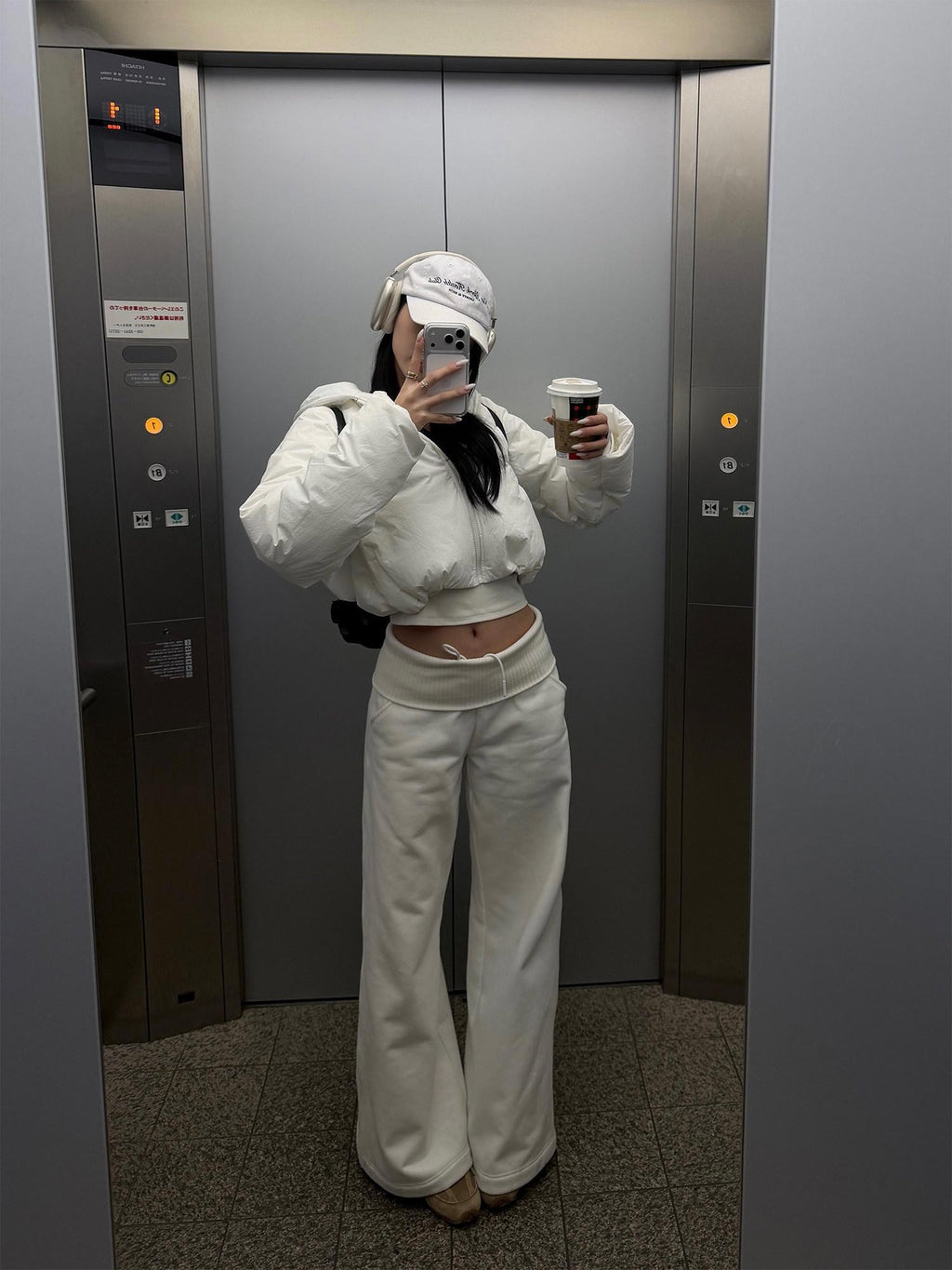 rovente White Ribbed High Waist Micro Flare Pockets Knit Women's Cotton Blend Sweatpants