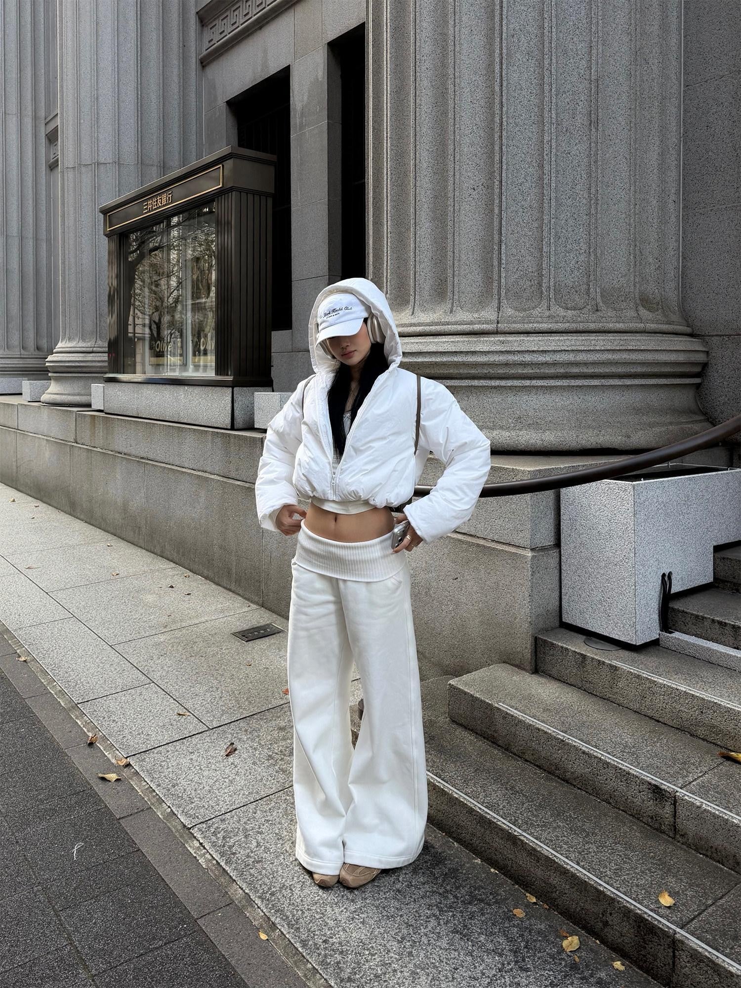 rovente White Ribbed High Waist Micro Flare Pockets Knit Women's Cotton Blend Sweatpants