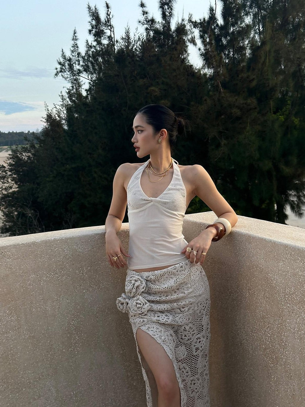 rovente White Sequin Spliced Backless Slim Fit Women's Polyester Halter Tops